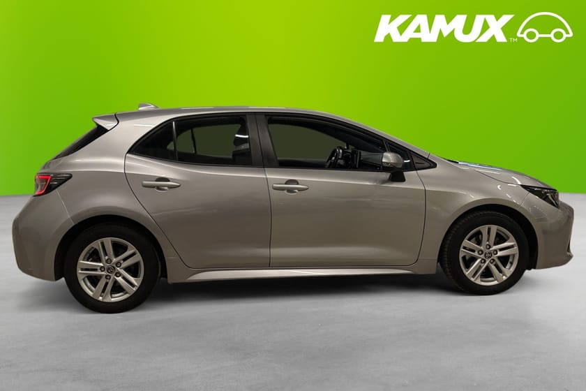 Bild 2 av Toyota Corolla Hybrid e-CVT Active Navi Kamera Moms 122hk