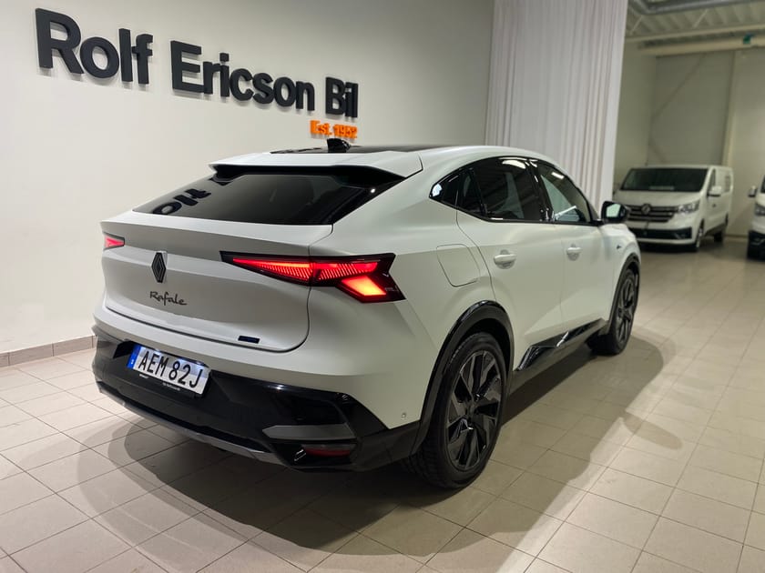 Bild 4 av Renault Rafale E-Tech 4x4 PHEV 300 esprit Alpine Edition