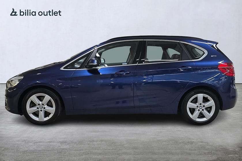 Bild 5 av BMW 225xe Active Tourer Steptronic Luxury Line Kamera Läder HUD
