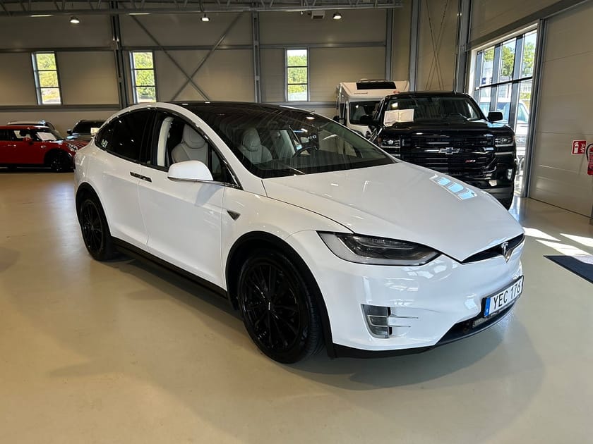 Bild 2 av Tesla Model X 90D 423hk / Fri SuperCharged / Drag