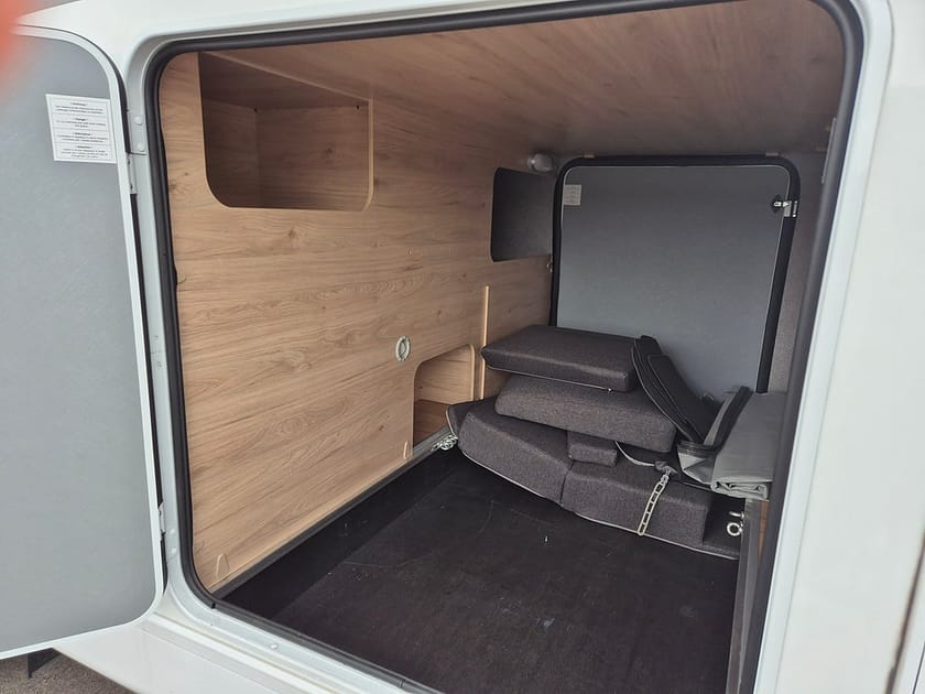 Bild 5 av Ford Transit Conversion Chassi Platform Dethleffs T7055 EBL JUST GO TDCI 140HK Husbil Aut