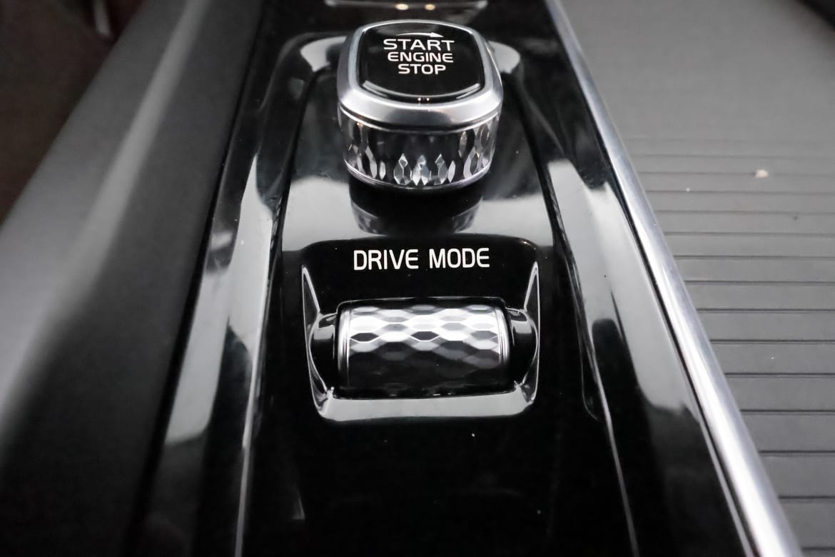 Volvo XC60 2020 - miniatyr 13