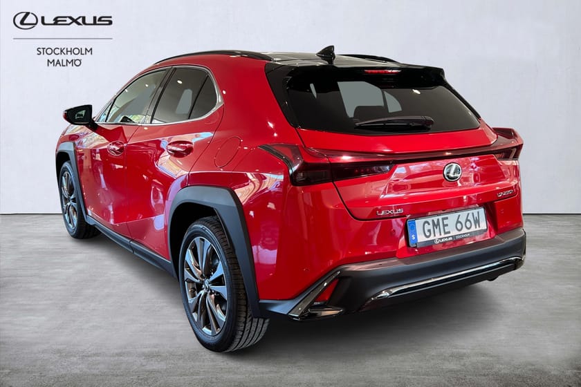 Bild 3 av Lexus UX 250h F Sport Design 184hk P-värm Navi  Keyless Backkamera
