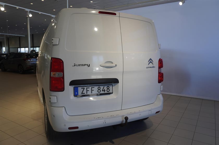 Bild 4 av Citroën Jumpy Van 2.0 Blue HDi 120 Man Backkamera Värmare Apple CarPlay