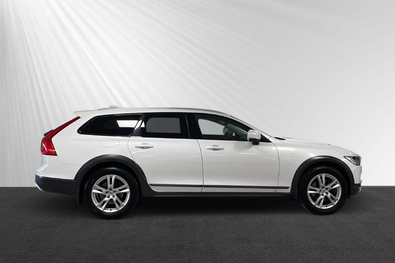 Volvo V90 Cross Country