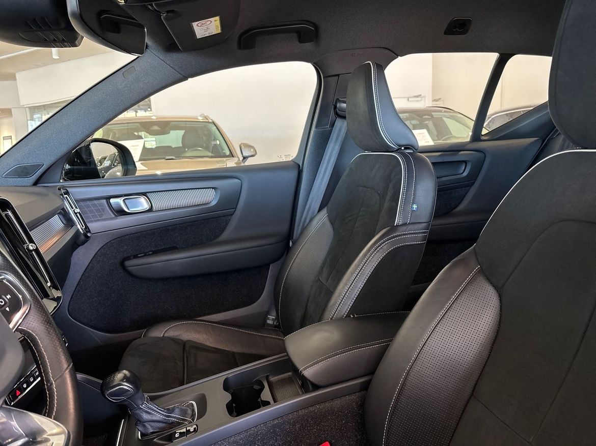 Volvo XC40 2020 - miniatyr 10