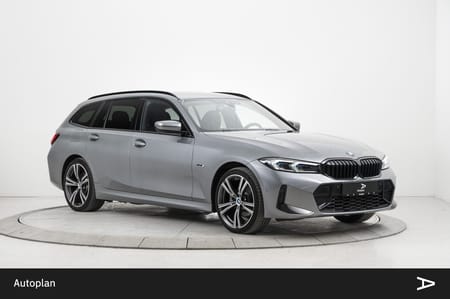 BMW 330e xDrive Touring