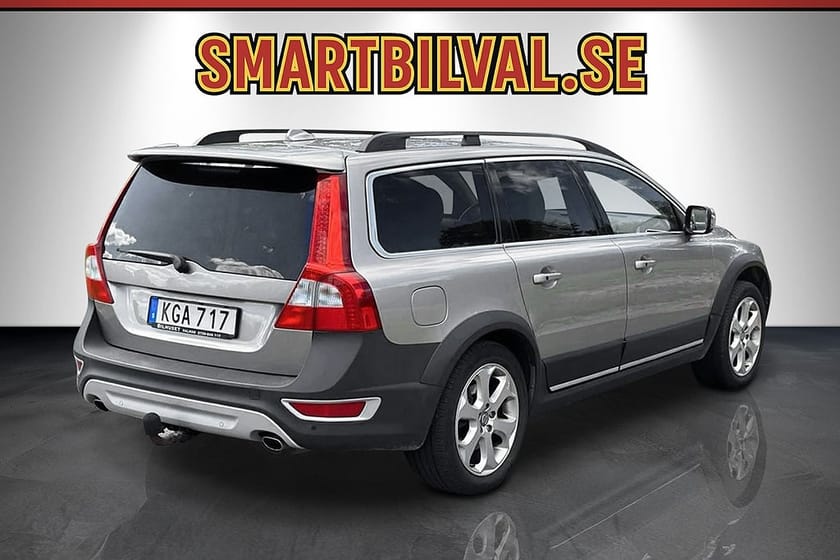 Bild 2 av Volvo XC70 D5 AWD Summum Aut DVD Drag Skinn Värmare