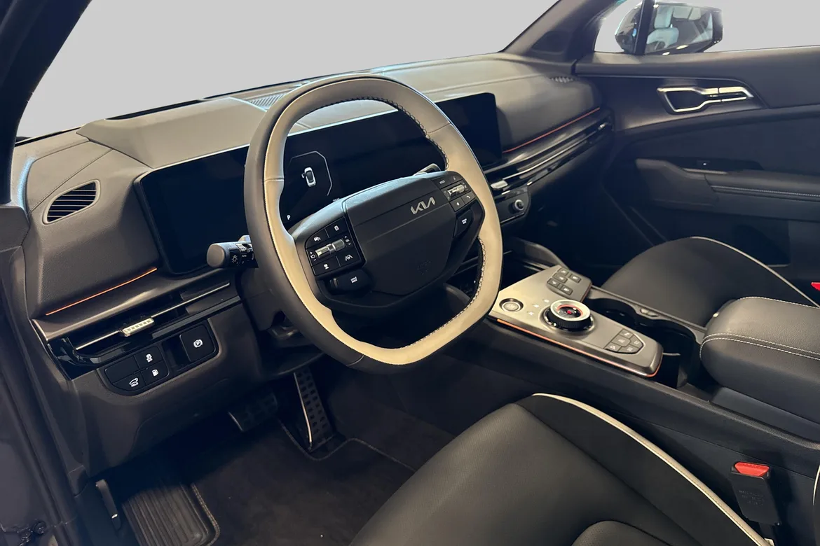 picture of a car