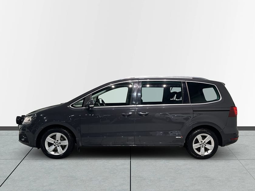 Bild 4 av SEAT Alhambra 7-Seater FR-line 7-sits 4WD Dvärm Drag Extraljus Psens S/V-hjul