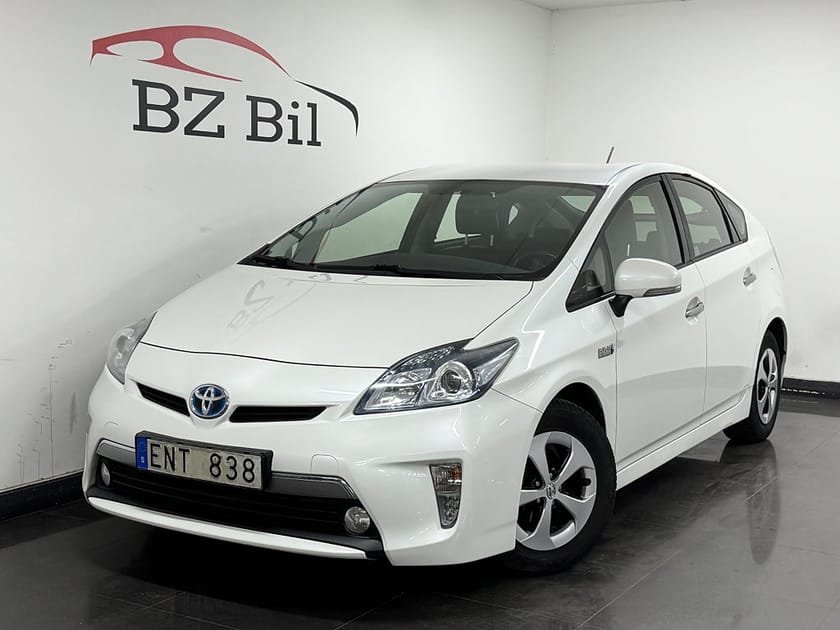 Bild 1 av Toyota Prius Plug-in Hybrid 1.8 CVT Navi Kamera Head up display