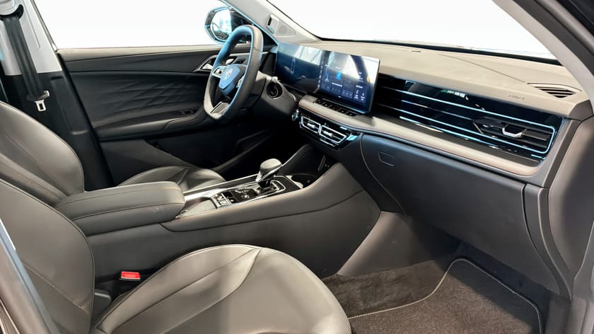 Bild 3 av MG HS PHEV PLUG-IN HYBRID LUXURY DEMOBIL*