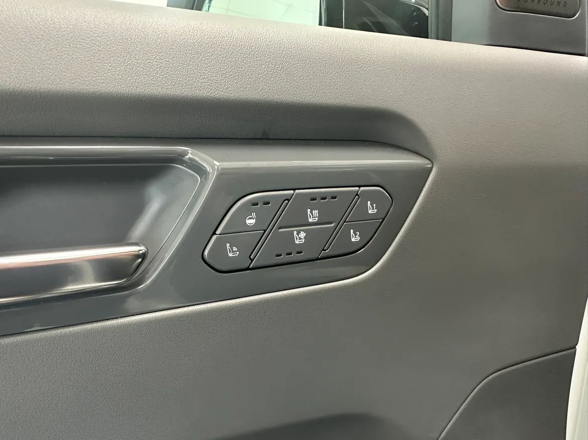 picture of a car