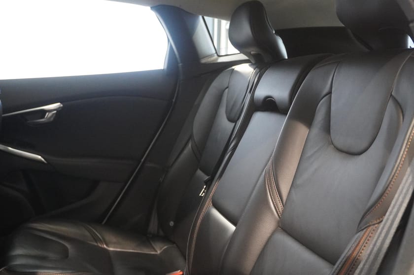 Bild 4 av Volvo V40 Cross Country D3 Summum Värmare Läder