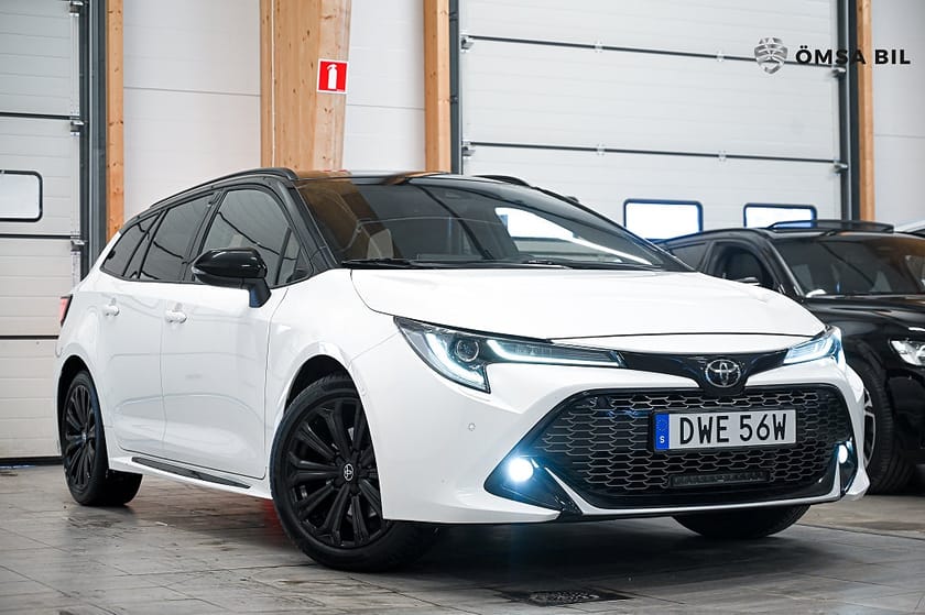 Bild 3 av Toyota Corolla Touring Sports Hybrid e-CVT GR-Sport B-Kam Rattvä 184hk