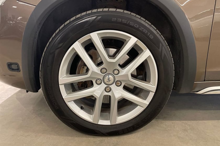 Bild 5 av Volvo V60 Cross Country D4 AWD Summum / Polestar 220hk / Drag / VOC / M-Värmare