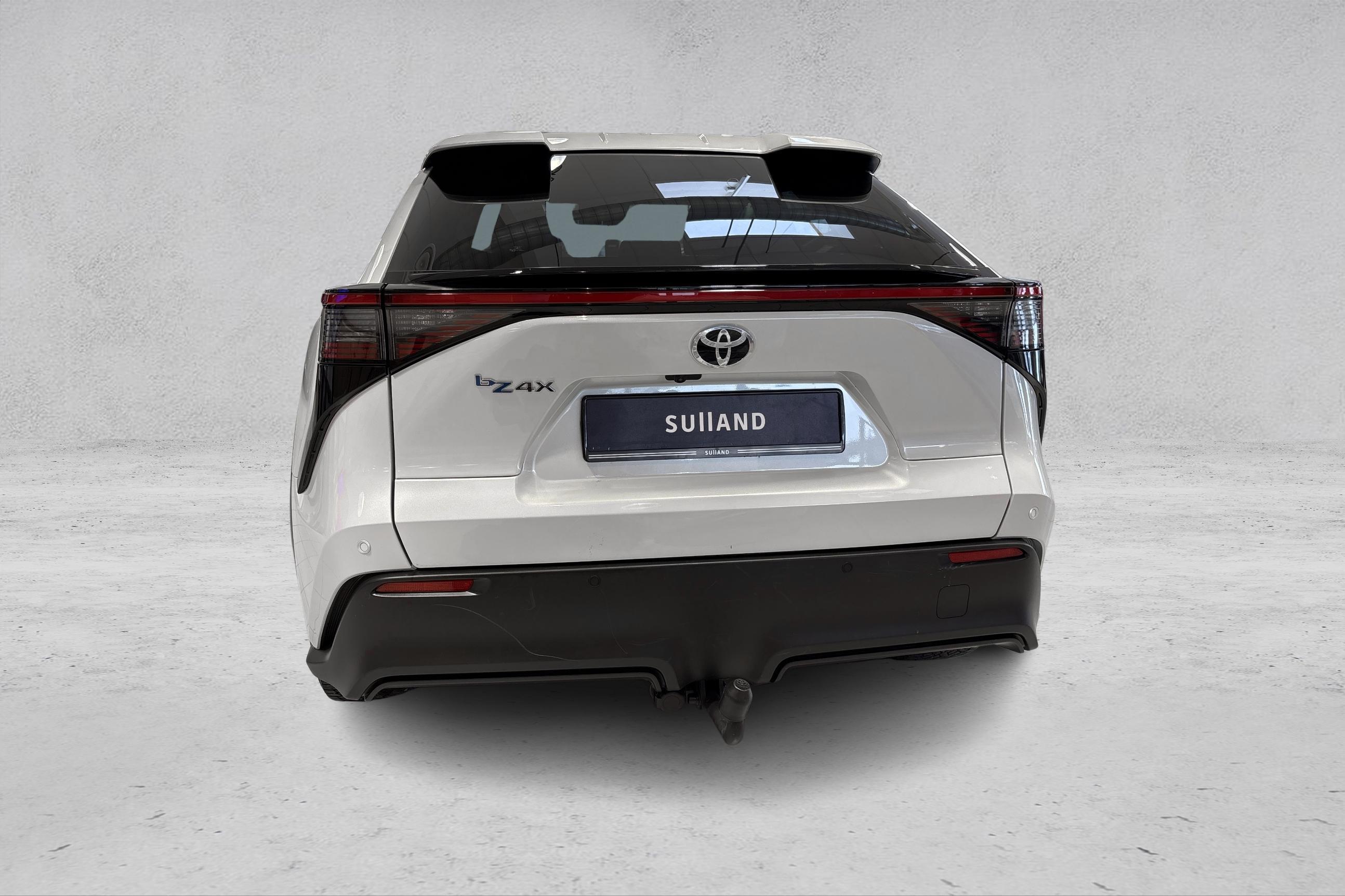 Thumnail bilde 3 av Toyota bZ4X