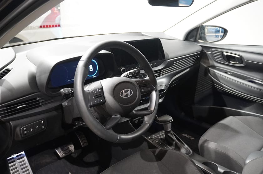 Bild 2 av Hyundai Bayon 1.0 T-GDi 7DCT 100hk MHEV Kamera Rattvärme