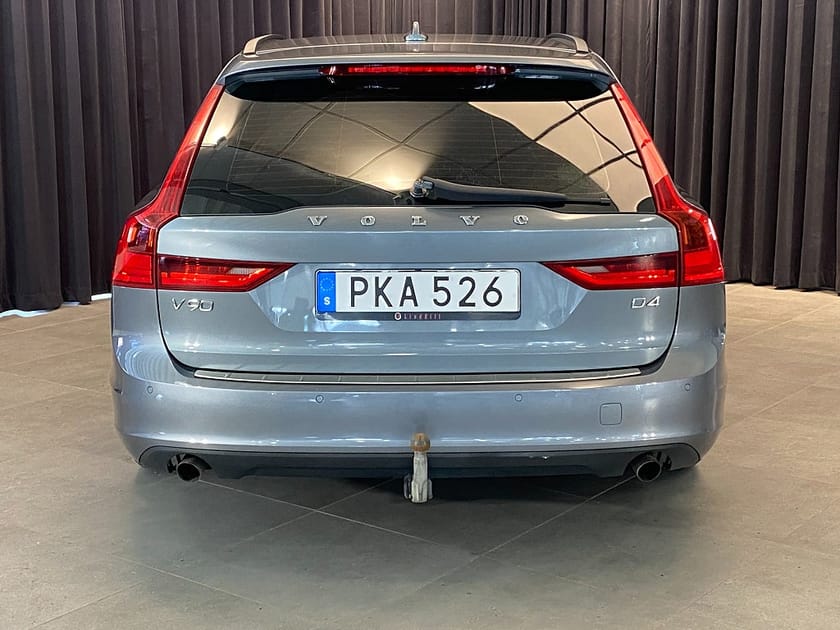 Bild 2 av Volvo V90 D4 BUSINESS / DRAGKROK /