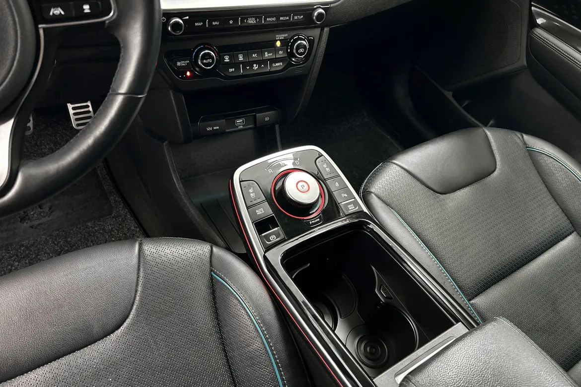 picture of a car