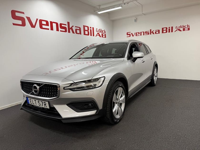 Bild 1 av Volvo V60 Cross Country D4 AWD Aut/Drag Momentum 2,99%Ränta