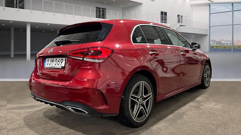 Bild 2 av Mercedes-Benz A 250 e 8G-DCT AMG Line, Widescreen, Panelbelysning, 360