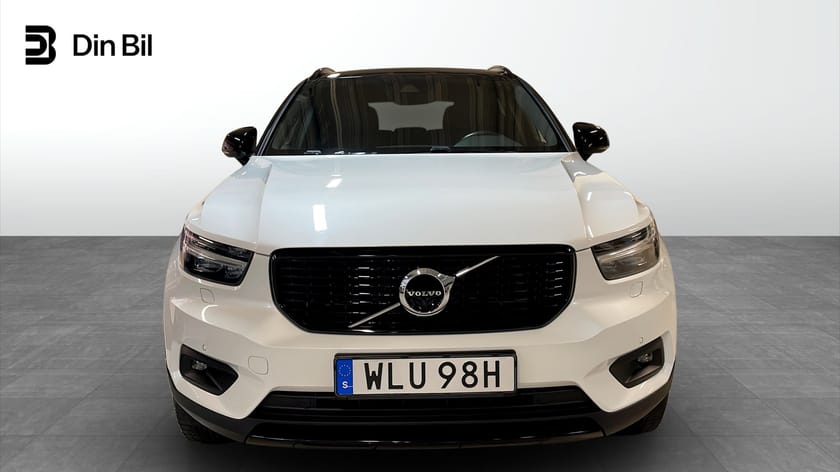 Bild 4 av Volvo XC40 T5 262hk R-Design V-Hjul Drag VOC H/K Pano