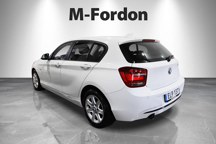 Bild 4 av BMW 116i 116 5-dörrars Aut 136hk / Sport line / V-Hjul