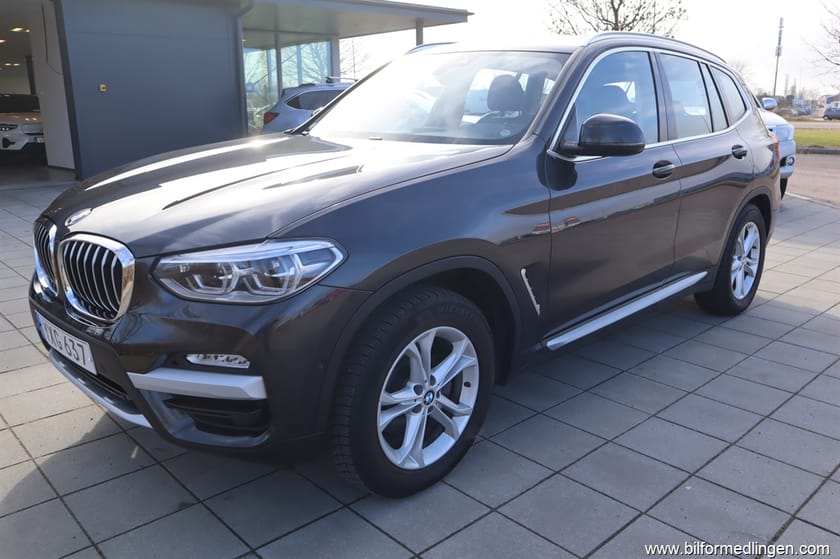 Bild 2 av BMW X3 xDrive20d 190hk X line Dieselvärmare drag Navi 1 brukare