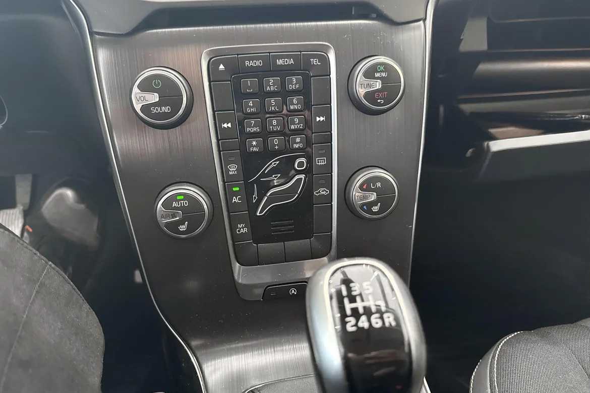 picture of a car