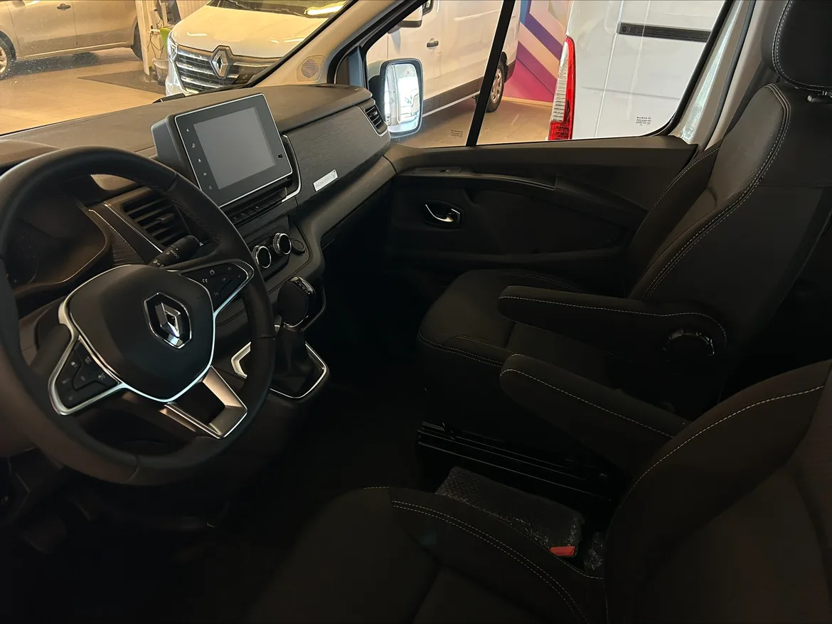 Renault Trafic Skåpbil