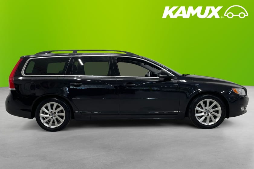 Bild 2 av Volvo V70 D2 Momentum Aut Taklucka Teknik Pro Värmare Facelift