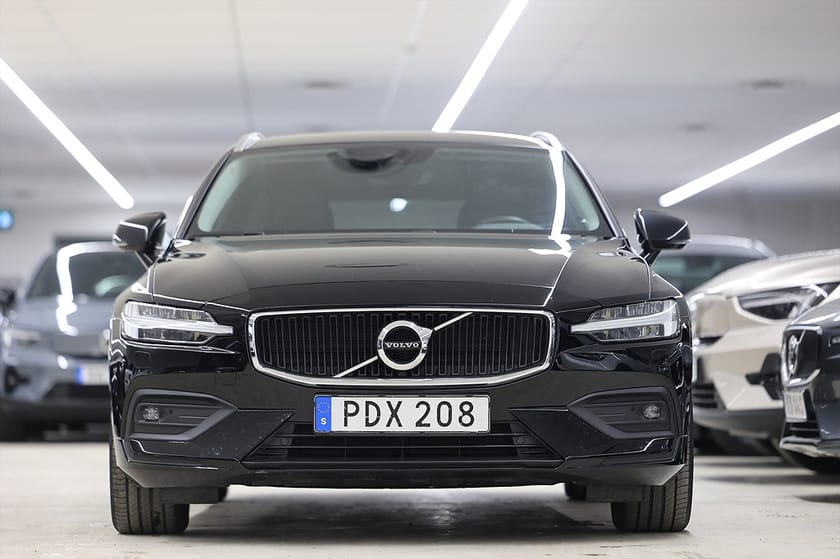 Bild 5 av Volvo V60 D3 150hk Momentum HUD Drag Läder B-kamera Navi