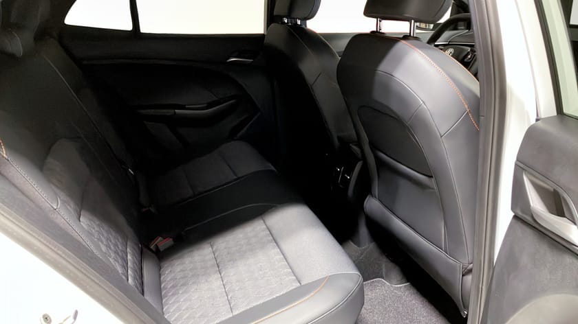 Bild 5 av MG 3 Hybrid+ MG3 LUX HEV 1.5 AT (BLACK) - DOVER WHITE