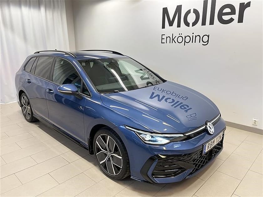 Bild 1 av Volkswagen Golf Sportscombi R-line eTSI 150hk Drag