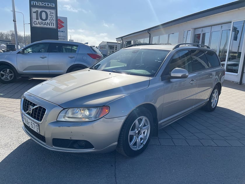 Bild 1 av Volvo V70 2.4D Geartronic Momentum 163 hk