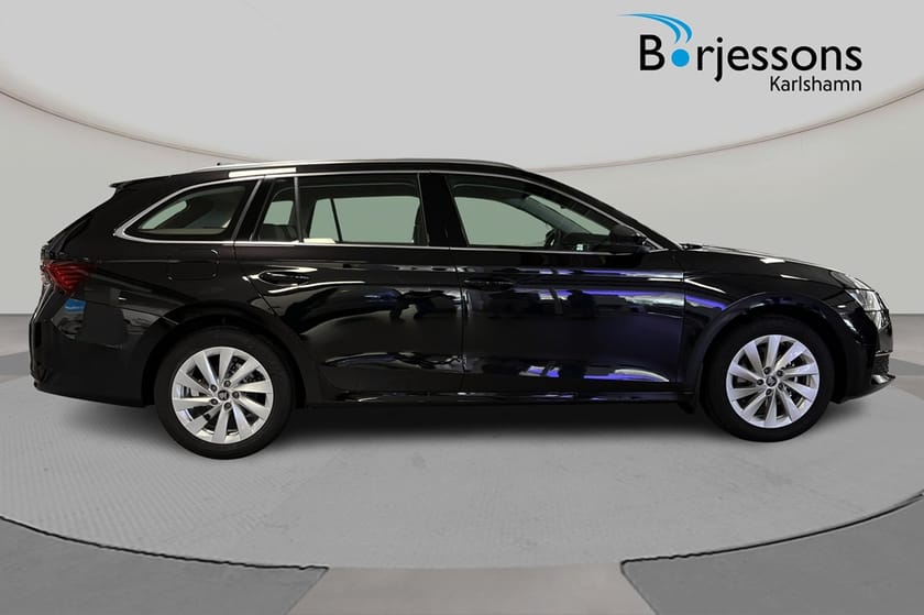 Bild 2 av Škoda Octavia Kombi Selection 1.5 TSI 116hk DSG Drag- & värmarpaket