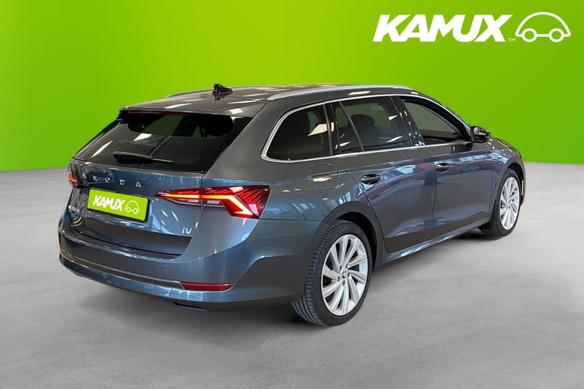 Bild 4 av Škoda Octavia Kombi iV Business 204hk Cockpit Värmare Kamera Carplay