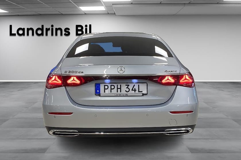 Bild 5 av Mercedes-Benz E 300 d e 4MATIC de Pano HUD Drag Superscreen MOMS