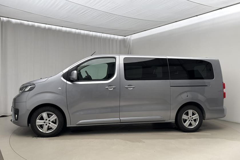 Bild 2 av Toyota Proace Verso 1.5D (120hk) Lång, 9-sits