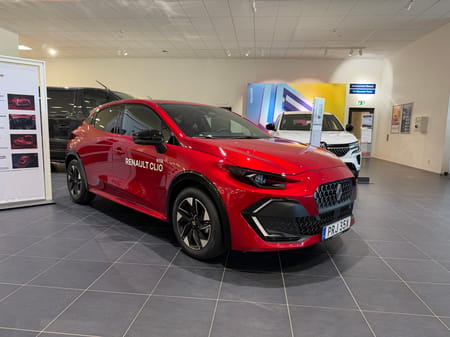 Renault Clio TCe 115 techno 5-d, Automat, Privatleasing fr.3990:- 5000:- PRESENTKORT HOTELLVISTELSE VID KÖP AV NY RENAULTT