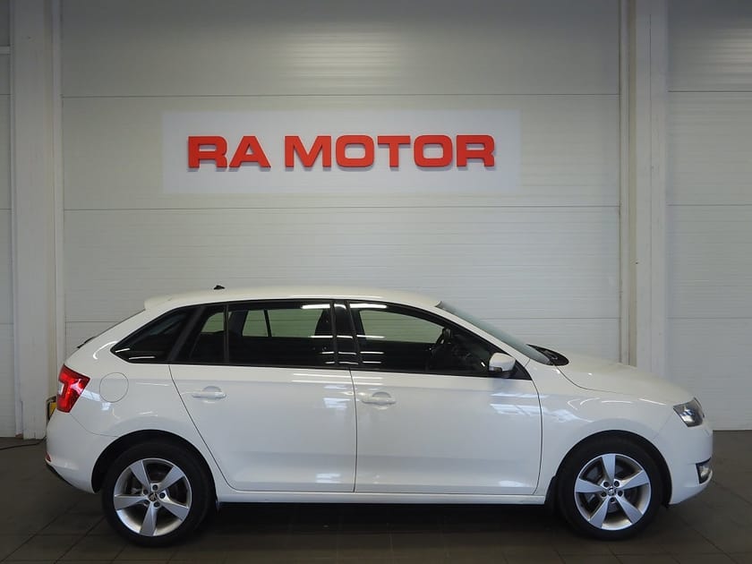 Bild 5 av Škoda Rapid Spaceback Skoda 1.2 TSI 110hk | Bluetooth | PDC |