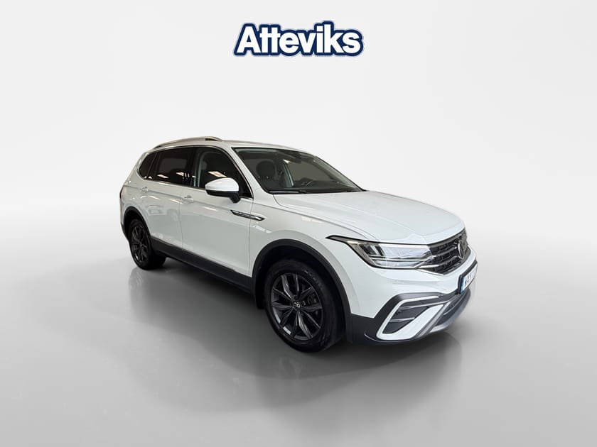 Bild 1 av Volkswagen Tiguan Allspace 7-sätes 1.5 TSI 150hk *7-sits/Drag/Backkamera*