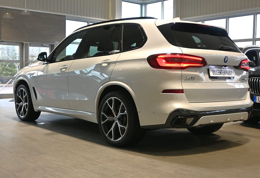 Bild 3 av BMW X5 xDrive45e iPerformance xDrive 45e M Sport Drag Komfortstol HUD H/K