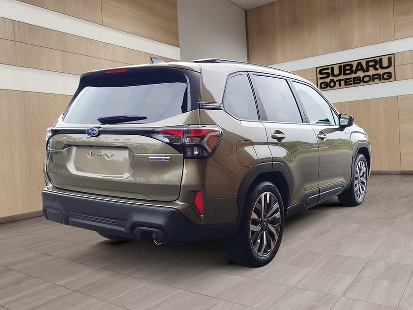 Bild 5 av Subaru Forester e-Boxer 2,0i Aut Limited *Dragkrok & vinterhjul ingår*
