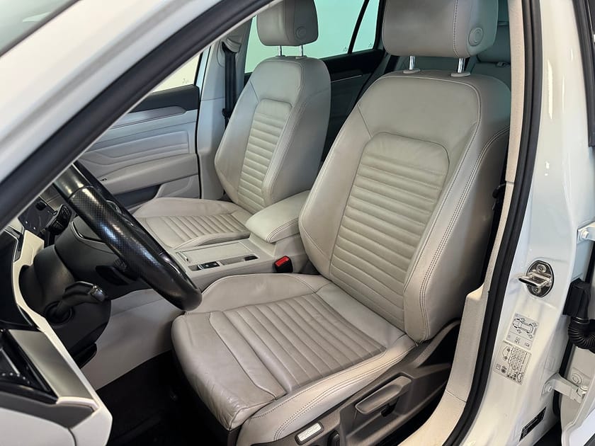 Bild 5 av Volkswagen Passat Alltrack 2.0 TDI 4M COCKPIT VÄRMARE DRAG SKINN