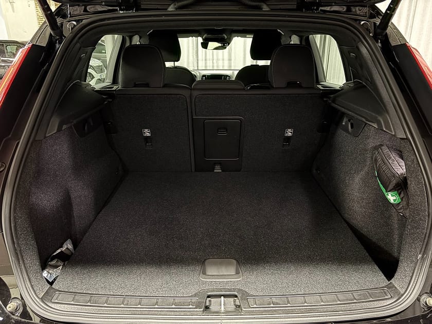 Bild 5 av Volvo XC40 T3 Momentum Advanced Inkl. Vinterhjul Keyless NAV