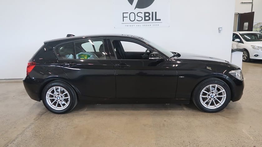 Bild 3 av BMW 118d *RÄNTEKAMPANJ 3.45%* Sport line Värmare H&K SoV