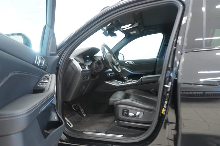 Bild 2 av BMW X5 xDrive45e iPerformance xDrive 45e M-Sport HUD hk Drag