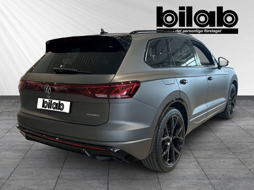 Bild 4 av Volkswagen Touareg R eHybrid 3.0 462hk 4Motion